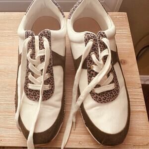 Crown & Ivy White Leopard Lace Up Sneakers Casual Preppy Shoes